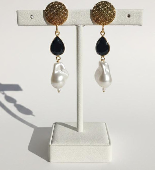 Elegant Gold, Onyx & Baroque Pearl Drop Earrings โ Artisan Statement Dangles