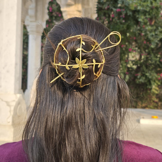 Janhvi Kapoor Hair Bun & Stick Set-Floral Cage Design
