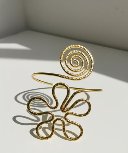 Wire-Wrapped Spiral & Floral Cuff Bracelet – Gold Boho Statement Bangle
