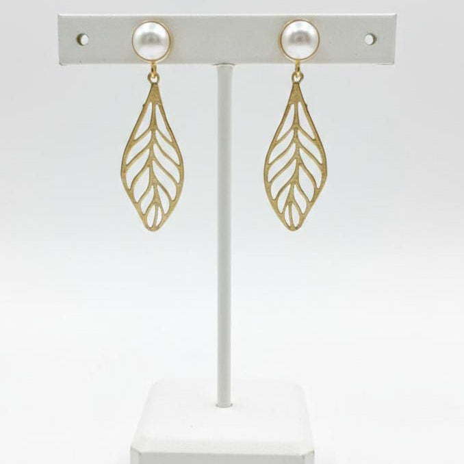 Pearl & Gold Leaf Drop Earrings – Botanical Open-Work Dangle Jewelry