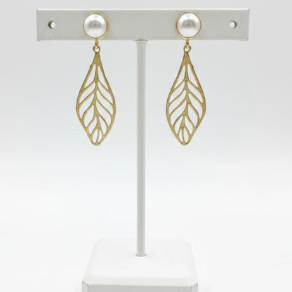 Pearl & Gold Leaf Drop Earrings – Botanical Open-Work Dangle Jewelry